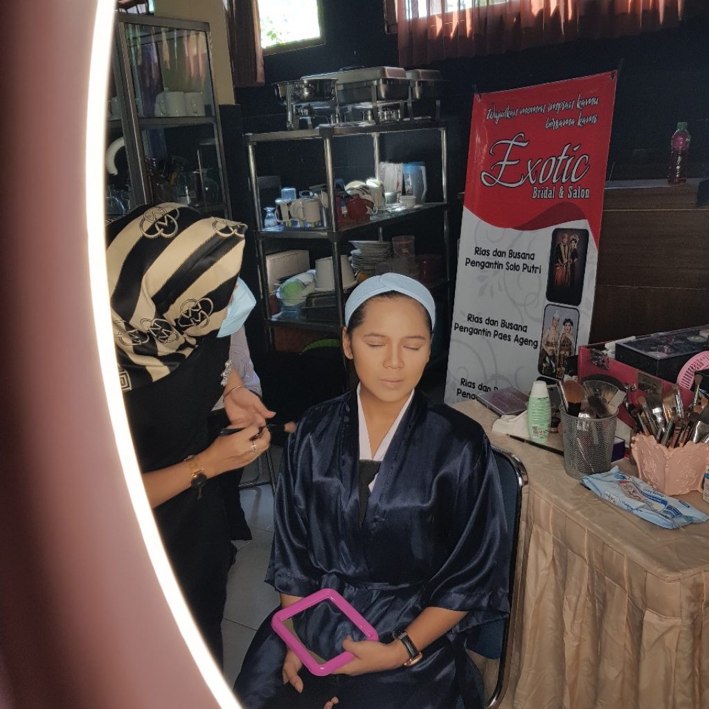 Kursus Rias Pengantin di Solo